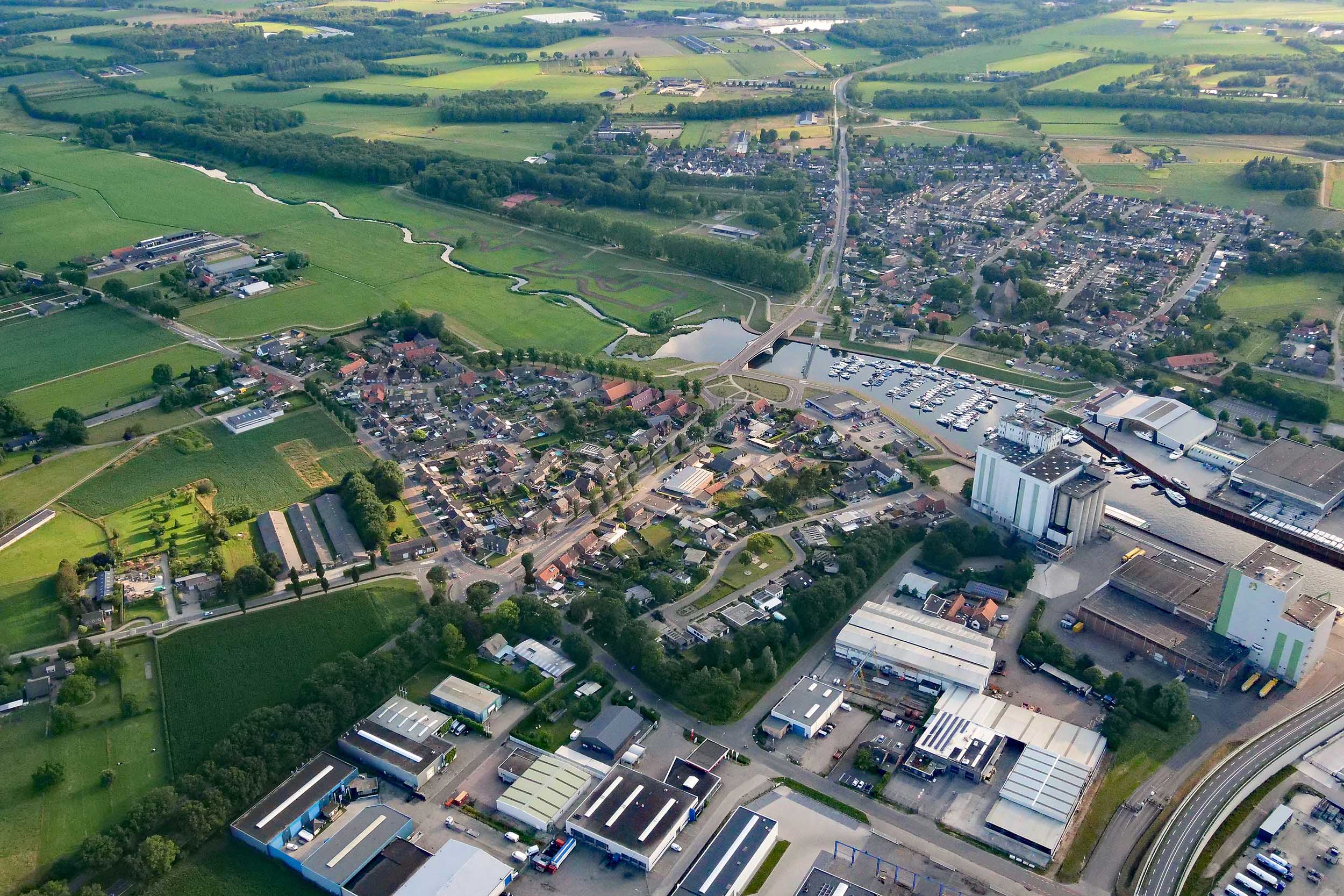 Luchtfoto van het dorp Wanssum